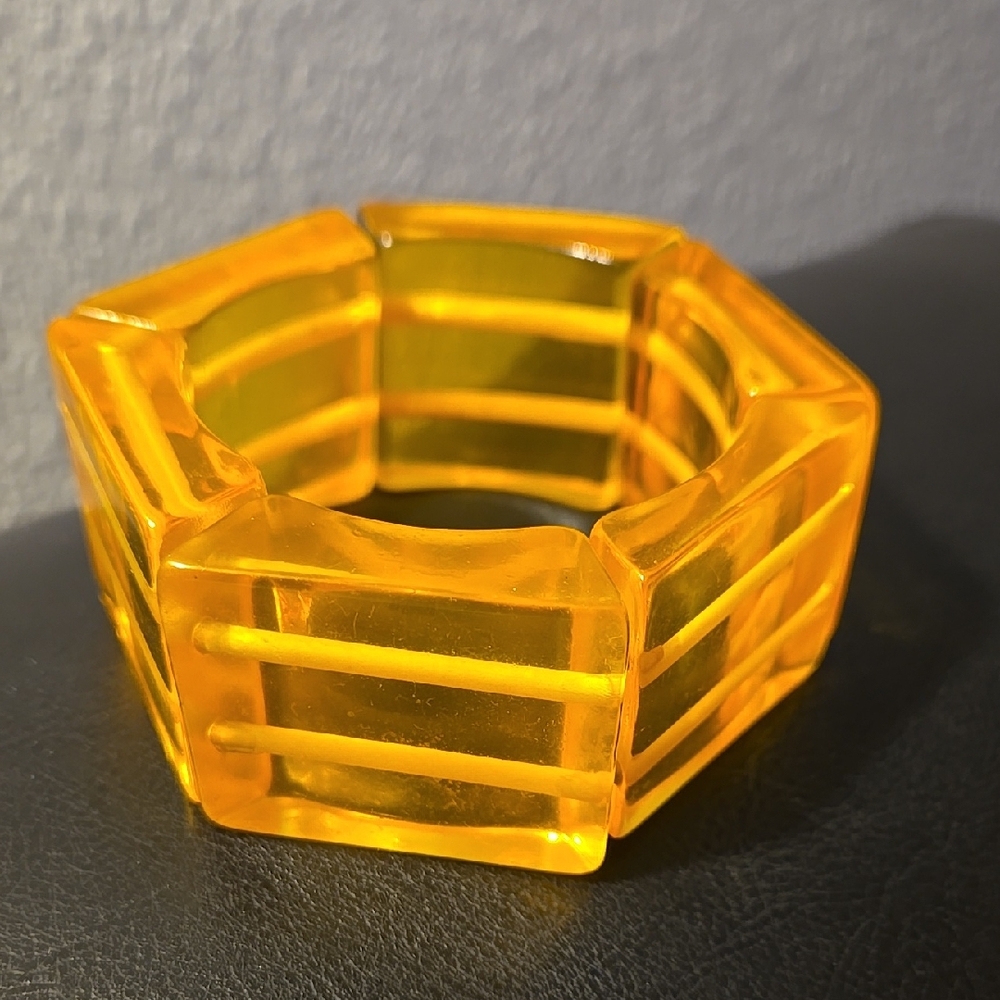 Vintage Yellow Acrylic Stretch Bracelet 1 1/4" Wide, 2 1/8" Diameter
